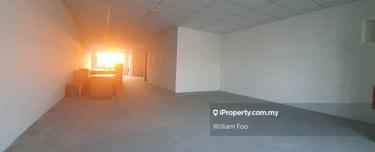 Sime Darby Pasir Gudang 3 Storey Shop Lot With Furnished Low Depo Rent 1