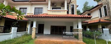 Double storey semi-d @ freehold @ well maintained 1