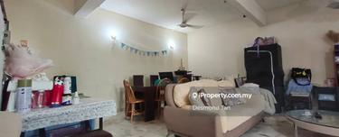 Flat Living Area , Nearby LRT & School  1