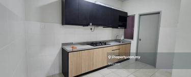 Ready move in, near LRT 1