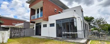 Horizon Hills 3 Storey Bungalow 1