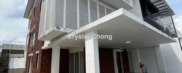 Move In Condition 3 Storey Semi D For Sale @ Chemara Hill Seremban  1