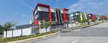 Puchong 3 storey semi detached factory for rent 1