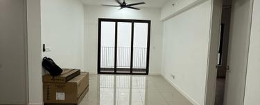Brand new, looking for first tenant, just done reno, unblock view  1