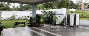 Nilai Spring Villal,Semi-Detached Corner unit, Welcome buyer to view. 1