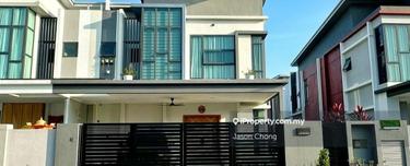 Well Kept 2storey Semi D with Fully Furnished & Renovated Hot Sale Now 1