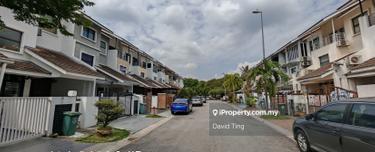 Meadows 3 Storey House Gated Guarded Good location & Condition 1