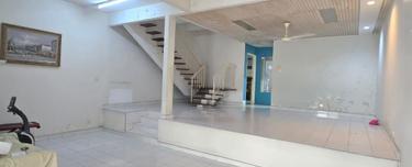 Terrace house for Sale. 1