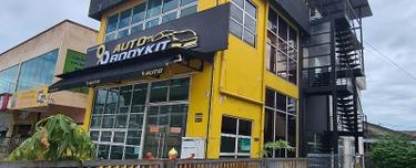 3 storey shop @Sg Chua facing main road for sale 1
