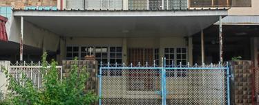 Double terrace , greenlane, facing north 1