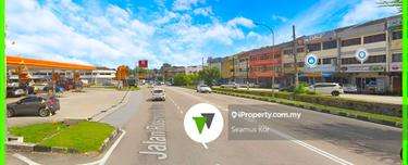 Freehold JB - 2 adjoining 3 storey shop, 8.23% ROI, Rm473 psf ! 1