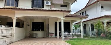 Good location, wide road, quiet & peaceful area, spacious house 1