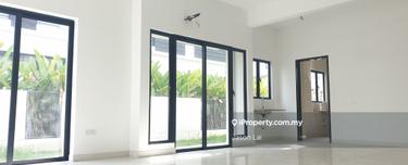 Reesia 2sty Semi-D House For Sale! 1