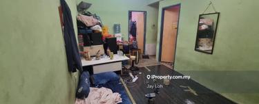 Kangkar Pulai Flat - Low Floor Unit,Full Loan, Welcome 1st time buyer  1