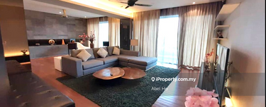 Good ID design & well maintain with lake view. 1