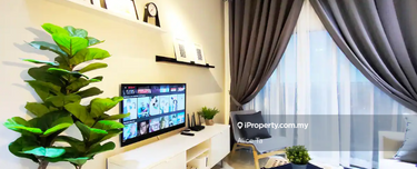 Ready move in, eside mall & shop, free furnished & reno, 0 Depo 1