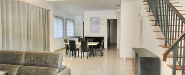 New Renovated, Semi-D, Fully Furnished 1