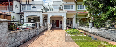 Double Storey Superlink Huge Land, Kitchen Extended 1