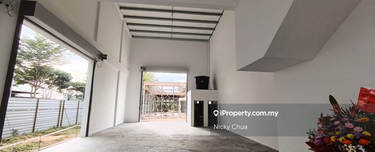 Freehold,Free Spa & loan legal fees,Beside Mainroad ,Nice location 1