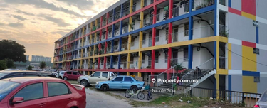 For Sale: Block 2 Flat G floor @ Taman Salak Selatan, Jalan Gempita 1