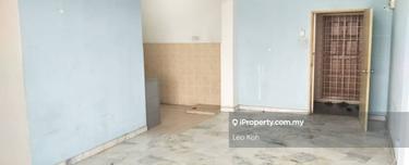 Below Market Value, Covered Car Park, Easy Rent Out, Prime Location 1