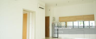 Just Listed! Plaza Arkadia Soho For Sale with instant rental income! 1