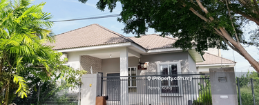 Curtin Water Miri, Single Storey Semi Detached House  1