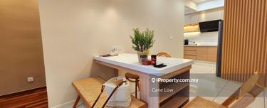 Sea &Pool view, Nicely Renovated 1