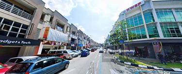 Exclusive Corner Shoplot at Sri Petaling 1