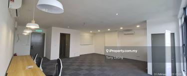 Stellar suite office for rent 1
