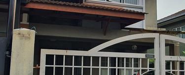 Kota Damansara Seksyen 5 Endlot double storey terrace  1
