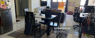 Must sell, above 10th floor, 2 bedrooms, 2 bathrooms with 2 carparks 1