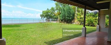 Unique Rare Landed Double Storey Bungalow with Breathtaking Sea View 1