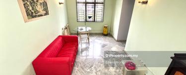 Goodyear court 10 Freehold with 1 parking ready kitchen cabinet 2 Ac 1