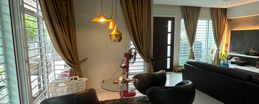 Renovated 2.5 storey Zero Lot Bungalow for Sale 1