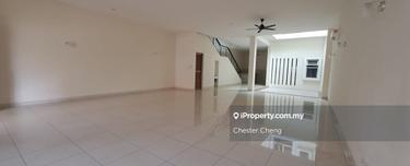 Extra Long Superlink Terrance with Excellent Gated Community 1