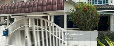 Sunway College, Monash University, Taylor University College 1