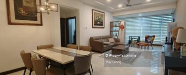 Very well maintained unit, Move in ready 1
