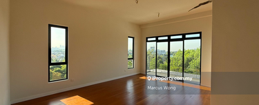 3-storey Garden Villa (corner unit with big garden space ) 1