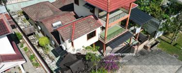 Freehold,Lush greenery environment,Bumi Lot 1