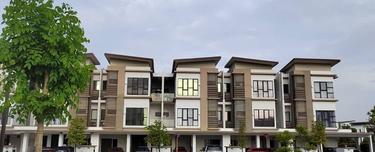 Lower Corner Unit N'dira Townhouse for Rent Fully Furnished 1