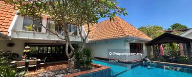 Modern bungalow with swimming pool in Port Dickson 1