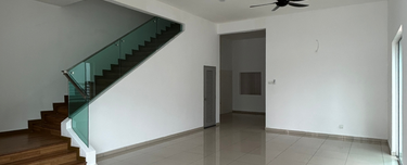Super Value and Good Condition Canary Garden 2 Storey Semi D for Sale 1