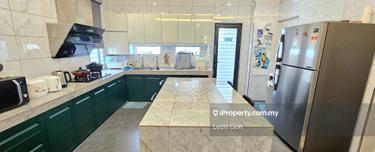Rimbayu End Lot Link House For Sale 1
