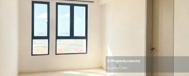 2 Bedroom Unit with Yard Lower Floor Car Park 1