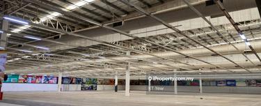To Let: Single storey Purpose-Built Commercial building  1