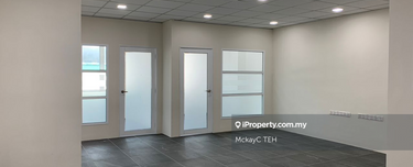 Bandar puteri puchong office To let  1