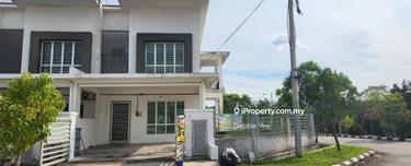 Corner big big , Semenyik, freehold,4r3b, 1