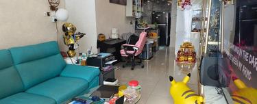 Fully Renovated , Kept Well Condition , Facing Mont Kiara 1