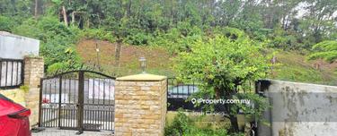 Beautiful Home Renovated Extended Guarded Face Greenery Ample Parking 1